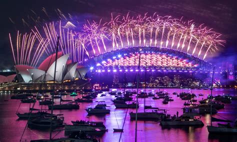 In Pictures Fireworks Explode Over Empty Streets As 2020 Slinks Away