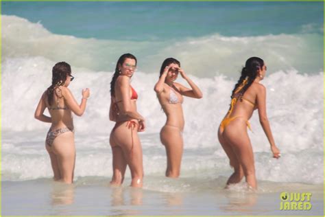 Dua Lipa Goes For A Dip At The Beach In Mexico Photo 4513660 Bikini