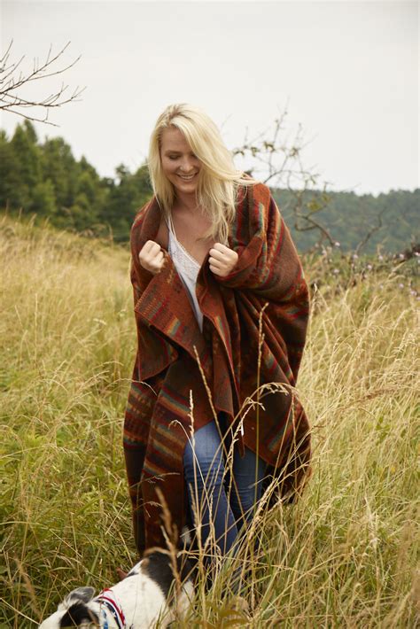 Stay Cozy On A Breezy Fall Day Wrapped Up In A Warm Blanket Inca
