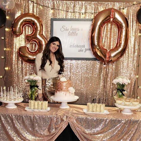Cool 30th birthday gift ideas for women: 30th birthday rose gold backdrop, rose gold cake table. Classy, sequin birth… | 30th birthday ...