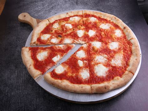 Pizza Margherita Di Bufala Classica 45 Cm Order Delivery Pizza