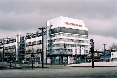 Porsche Headquarters In Stuttgart Germany Zuffenhausen Farmdevil