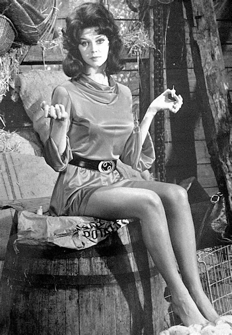 Gabrielle Drake 1970 Connecting Rooms Artist Model Pose Color 8x10のebay