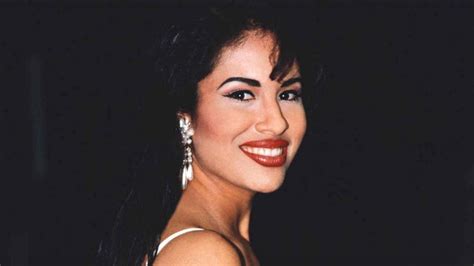 Un Día Como Hoy Así Homenajean A Selena Tras 25 Años De Su Muerte Minuto Neuquen