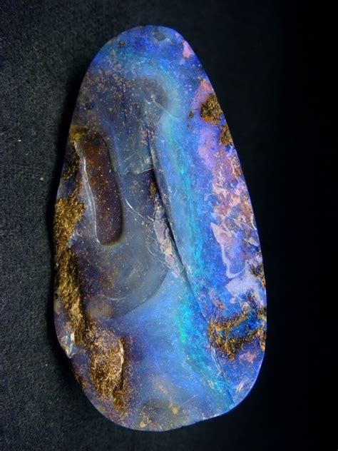 Precious Opal © Lopatkin Oleg | Rocks and gems, Rocks and minerals ...