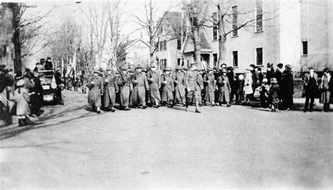 Wwi Victory Day Parade Marching Up Highland Avenue At Corner Of Great