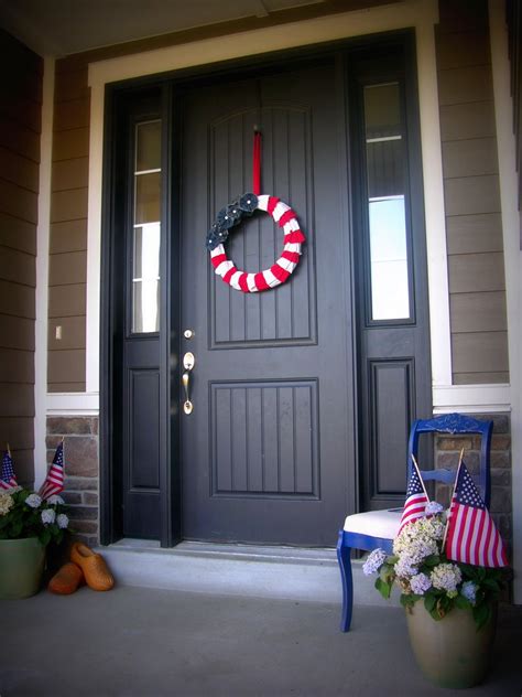 If you aren't already i'd love for you to follow me on pinterest, that way you today i've rounded up some of my favorite 25 patriotic home decor ideas to share with all of you. 20 Quick and Easy 4th of July Craft Ideas | Home Design ...