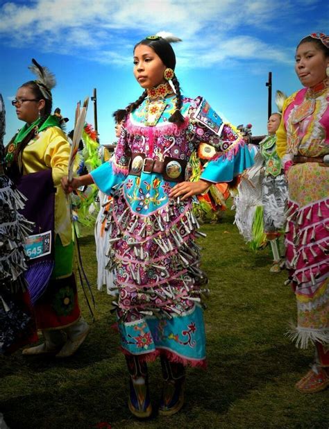 Native American Regalia Native American Pictures Native American Women
