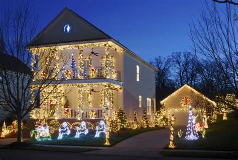 29 Types Of Outdoor Christmas Lights For Your House 2020 Holiday