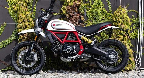 Ducati Scrambler 800 Café Racer