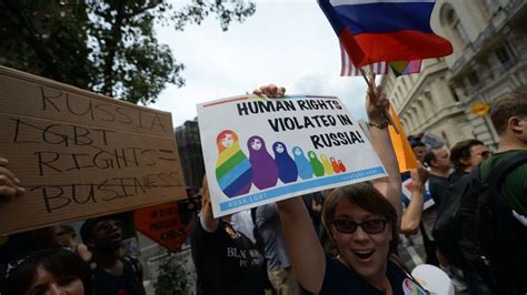 Opinion Anti Gay Law Shames Putin S Russia Cnn
