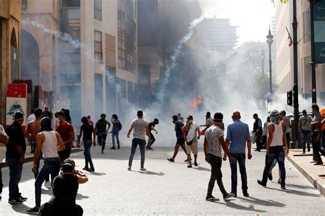 Police Fire Tear Gas At Beirut Protesters Angry Over Explosion The Zimbabwe Mail