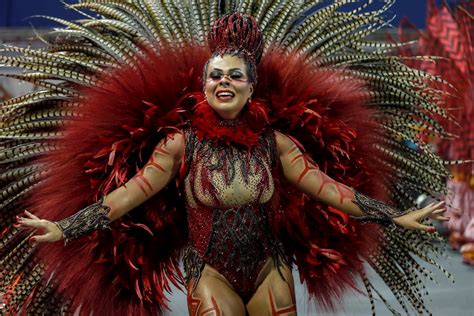 Brasil Baila Al Ritmo De La Samba En Su Primer Día De Carnaval Zona Cero