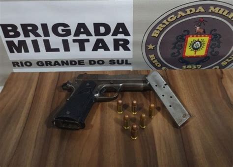 Adolescente Detido Com Pistola Calibre 45 No Rs