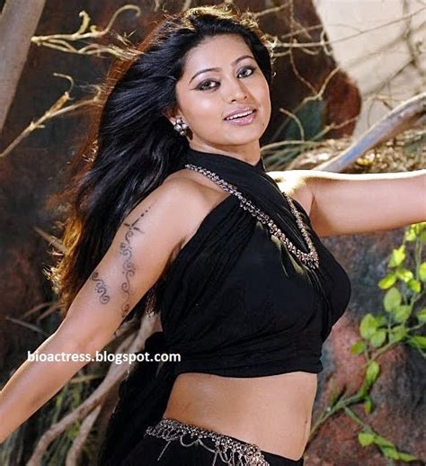 South Indian Sexy Actress Sneha Biodataprofile