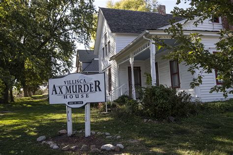 A Spooky Endeavor Di Editors Spend Night At Villisca Ax Murder House