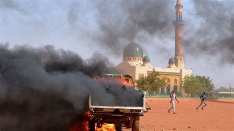 Anti Charlie Hebdo Protests Continue In Niger News Al Jazeera