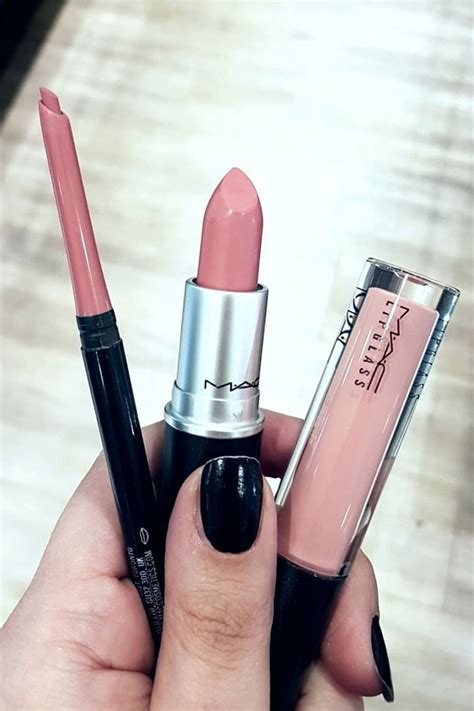 These Gorgeous Mac Lipsticks Are Awesome Mac Matte Lipstick Please Me Hair And Beauty Eye