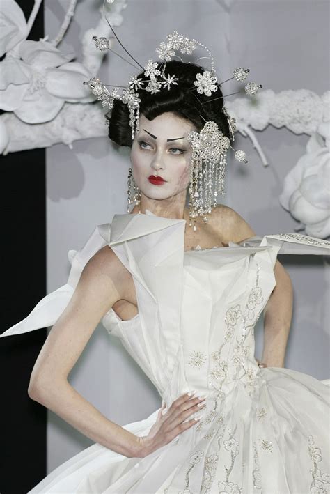187 Photos Of Christian Dior At Couture Spring 2007 Galliano Dior