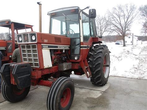 Case 1086 Lot 1010 Ihle Farms Ih Combines Ih Tractors Collector