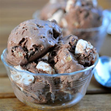 Or whisk to combine the milk, sugar and salt until. 10 Cool Cuisinart Ice Cream Recipes to Satisfy Your Cravings | Cuisinart ice cream recipes, Ice ...