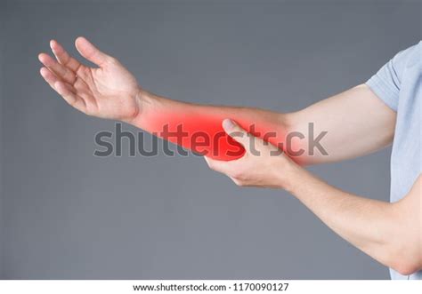 6564 Forearm Pain Images Stock Photos And Vectors Shutterstock