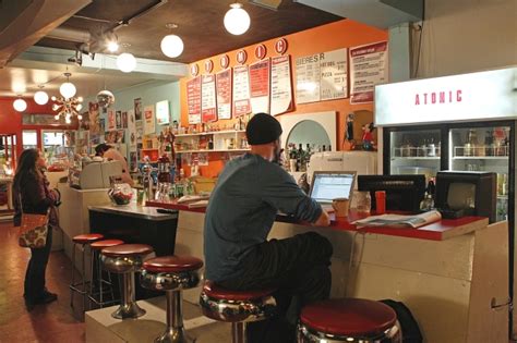 De Villeray à Hochelaga, 13 cafés à tester à Montréal - Baron Mag