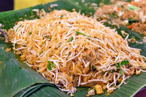 The Tastiest Thai Street Food In Bangkok — Chef Denise