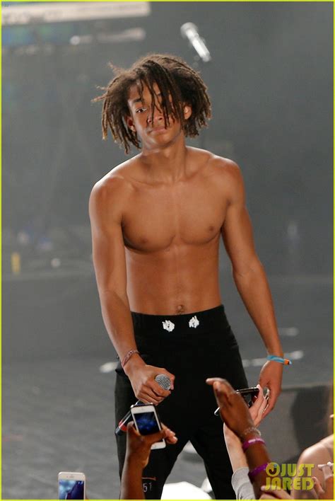 Jaden Smith Goes Shirtless During Paris Concert Photo Jaden