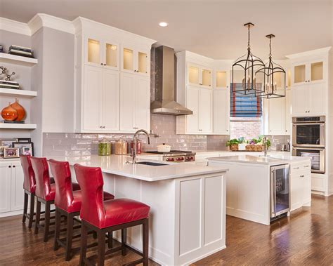 When kitchens do not have the room for an island a peninsula is another way to get needed counter space. Small Kitchen Peninsula With Seating | Dandk Organizer