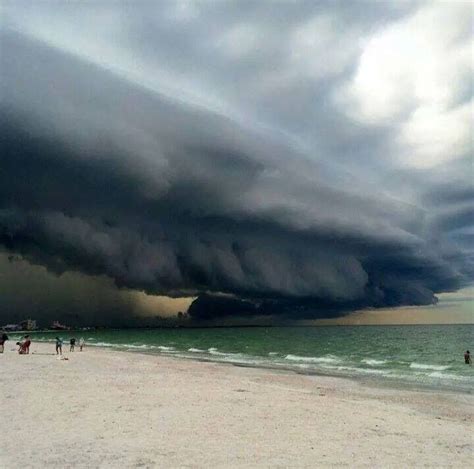 An Amazing Storm Cloud On St Pete Beach In Florida If You Ever See