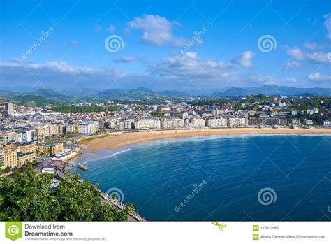 Vue Panoramique De Concha Bay Et De Plage San Sebastian Lespagne Chez