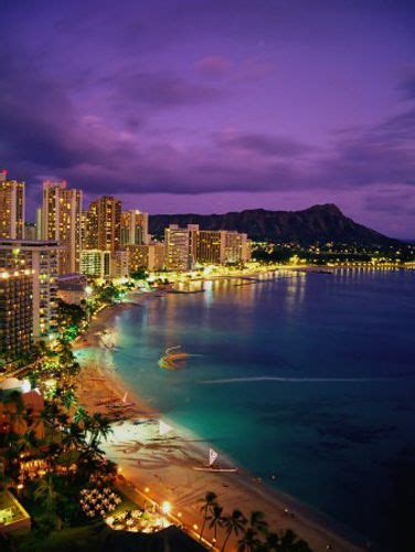 Waikiki Nightlife So Amazing There I Miss Sitting There In The Dark