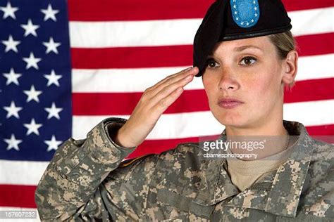 Female Soldiers Saluting Photos And Premium High Res Pictures Getty