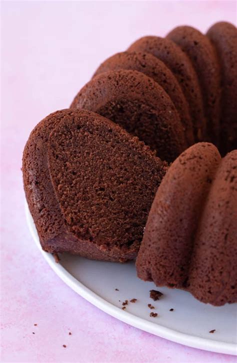 Chocolate Pound Cake Quick And Easy Sweetest Menu