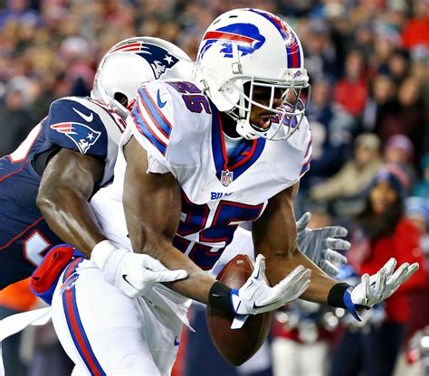 Lesean Mccoy Drop Photos Bills Vs Patriots Espn