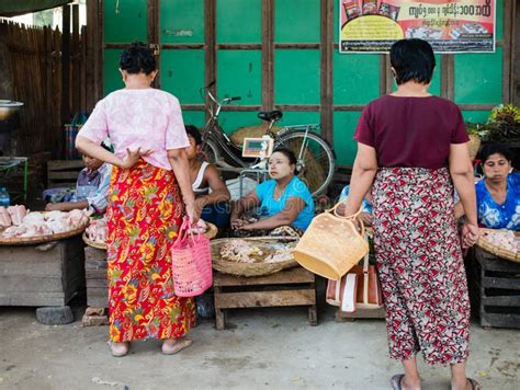 Mani Sithu Market In Nyaung U Myanmar Burma Editorial Photography Image Of Travel