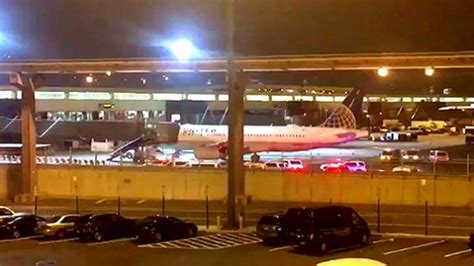 Newark Airport Reopens After United Airlines 757 Engine Fire Aviation