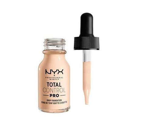 The Best Foundations To Cover Acne Scars And Blemishes
