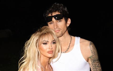 Machine Gun Kelly And Megan Fox Dress Up As Tommy Lee And Pamela Anderson For Halloween