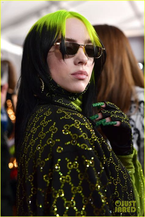 Billie Eilish Dyes Her Signature Green Hair She S Blonde Now Photo Photos Just