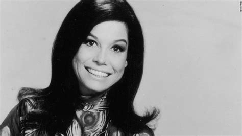Mary Tyler Moore Fast Facts Cnn