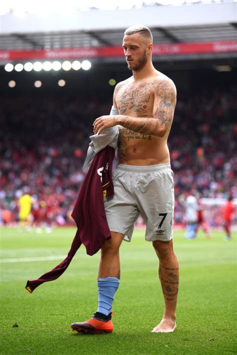 Born 19 april 1989) is an austrian professional footballer who plays as a forward for serie a club bologna and the austria national team. marko arnautovic on Tumblr