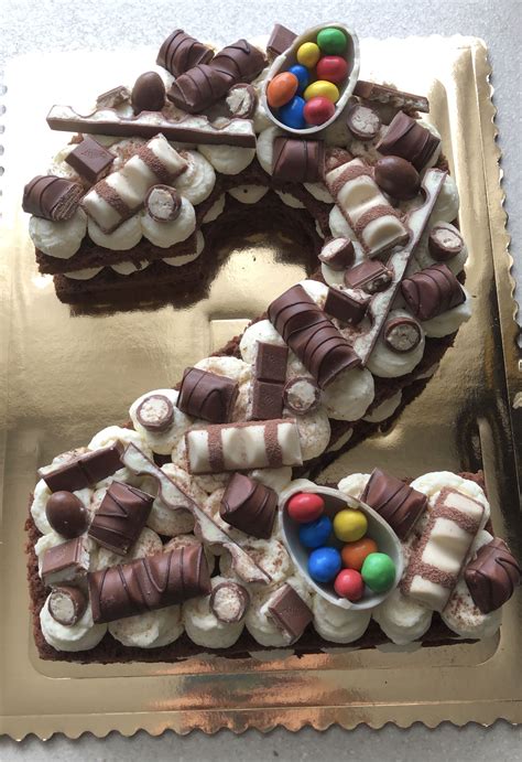Nutella number cake 4 😍 😍 😍 # nutella # nutellalovers # chocolatecake # numbercake # macaroons # macaronstagram # macarons # macaron # macaroni # chocolovers # chocolate # chocolat # ferrerorocher # ferrero # kinder # kinderbueno # pastrypassion # pastryarts # pastrylove # pastrylife # pastryporn # pastrygram # pastryart # pastryaddict. Number cake | Gateau anniversaire chocolat, Idée dessert ...