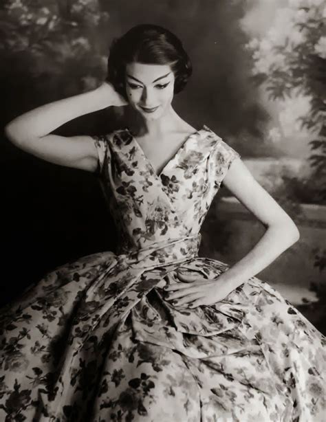 New Look By Christian Dior 1947 Vintage Fashion Fashion Vintage