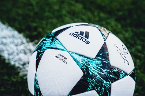 If you are wanting to catch the tournament. Officiële adidas Champions League wedstrijd voetba ...