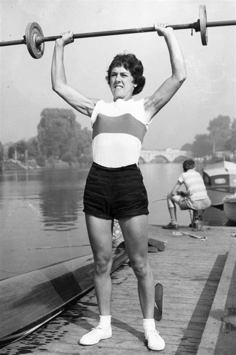 40 Vintage Ladies In Ye Olde Workout Gear Retro Fitness Muscle Women Workout