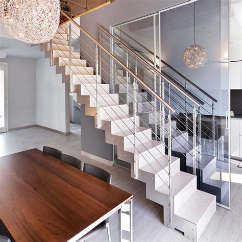 Steel And Wood Indoor Modern Straight Staircase Design
