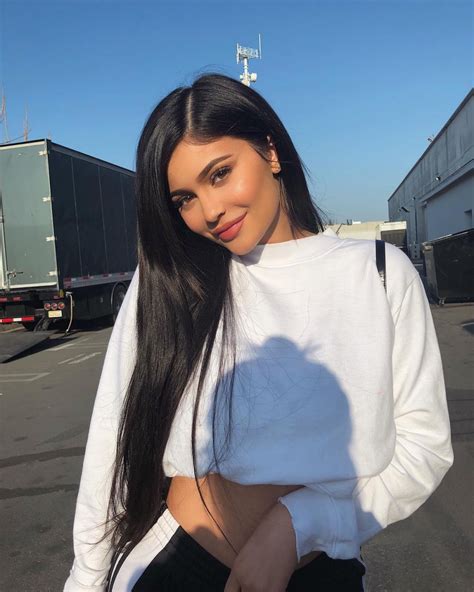 Kylie Jenner Social Media 004042018 • Celebmafia