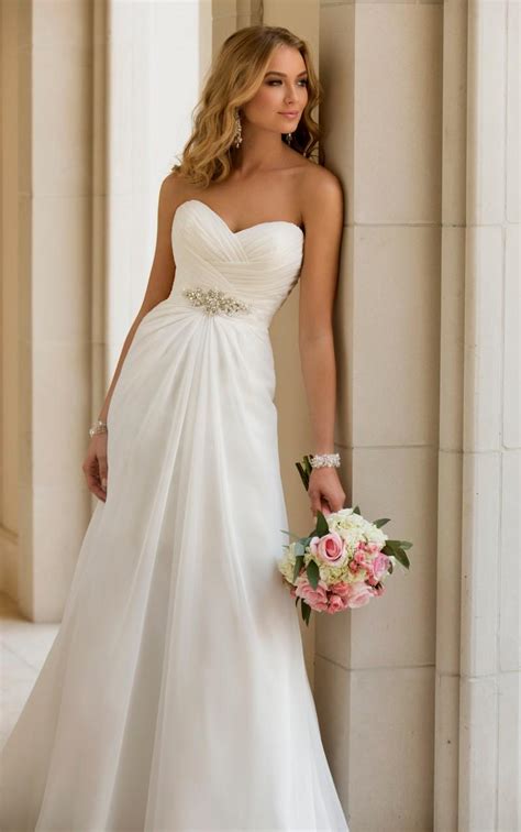 48 minimal and elegant wedding dresses. simple-country-sweetheart-wedding-dress - Cherry Marry